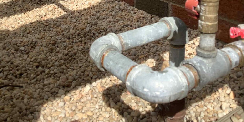 why do my pipes make noise